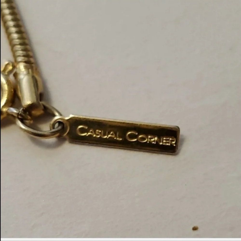 Vintage Casual Corner Chain